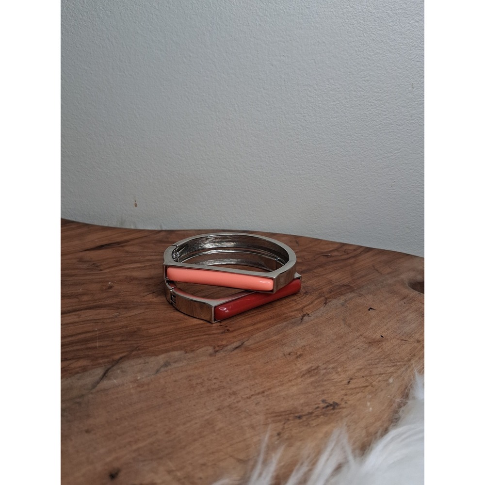 Set of 2 Modernist Silver Tone Hinged Bangle Bracelets Coral Pink and Red Bar
